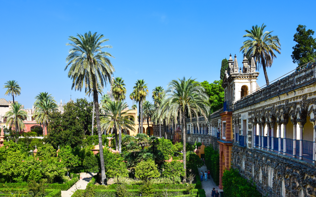 Sumérgete en la historia del Alcázar de sevilla sin salir de tu alojamiento