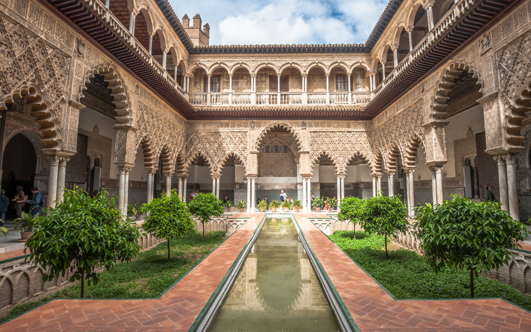 El legado del Alcázar de Sevilla: 5 datos curiosos que todo visitante debería conocer