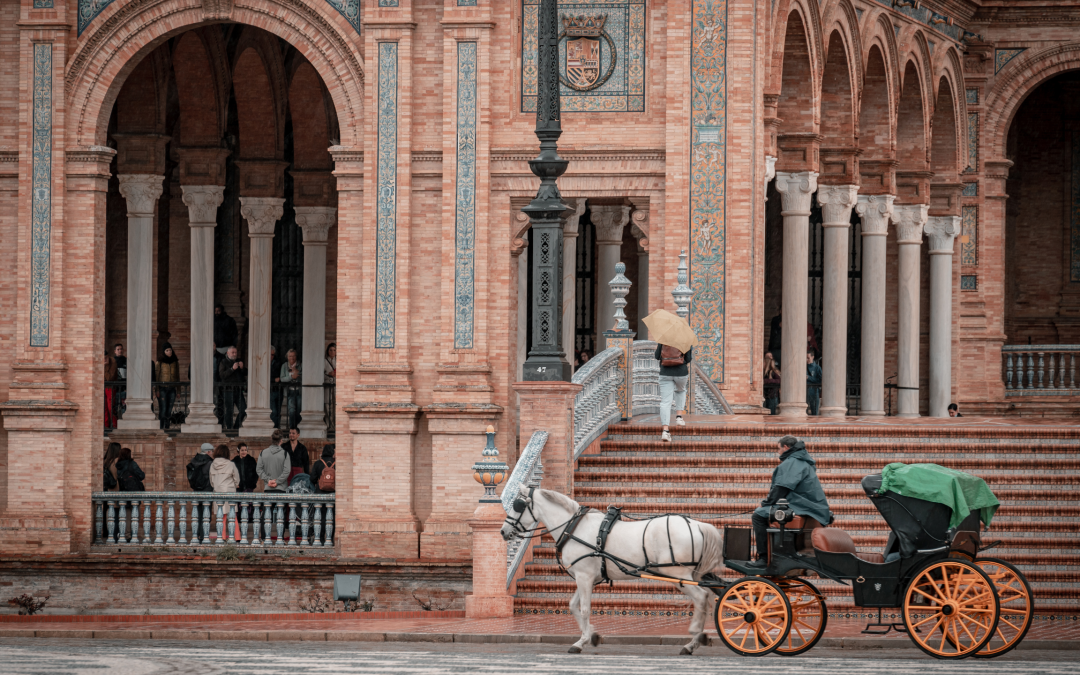 Actividades imprescindibles alrededor de la Plaza de España en Sevilla